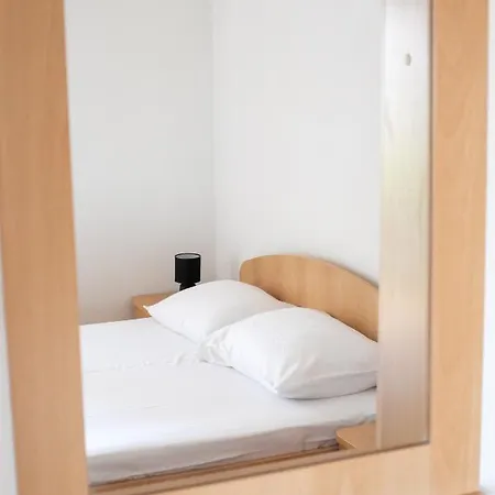 Ana Boric بودغورا